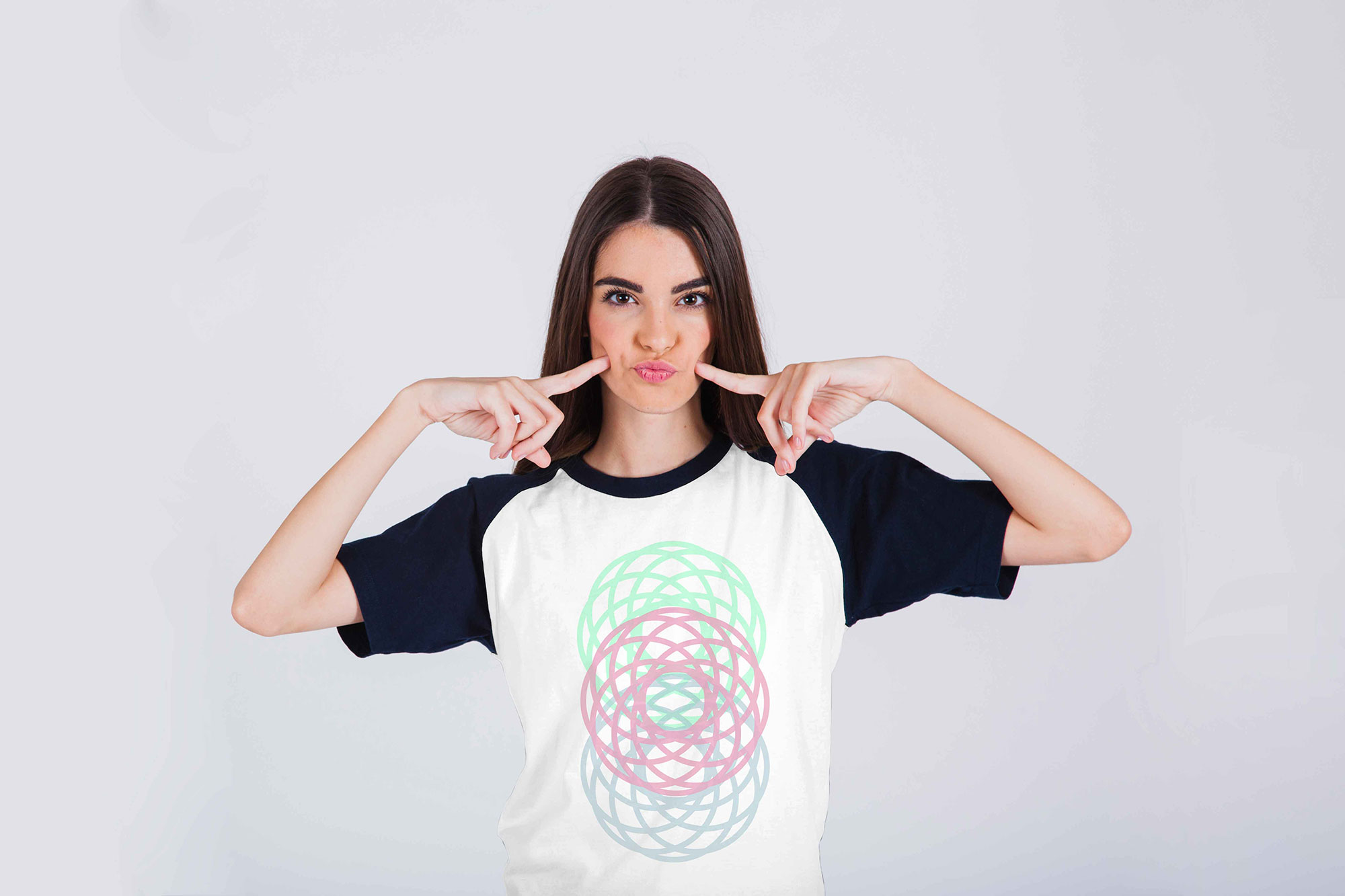 HCruet: Female Colored Art T-shirt