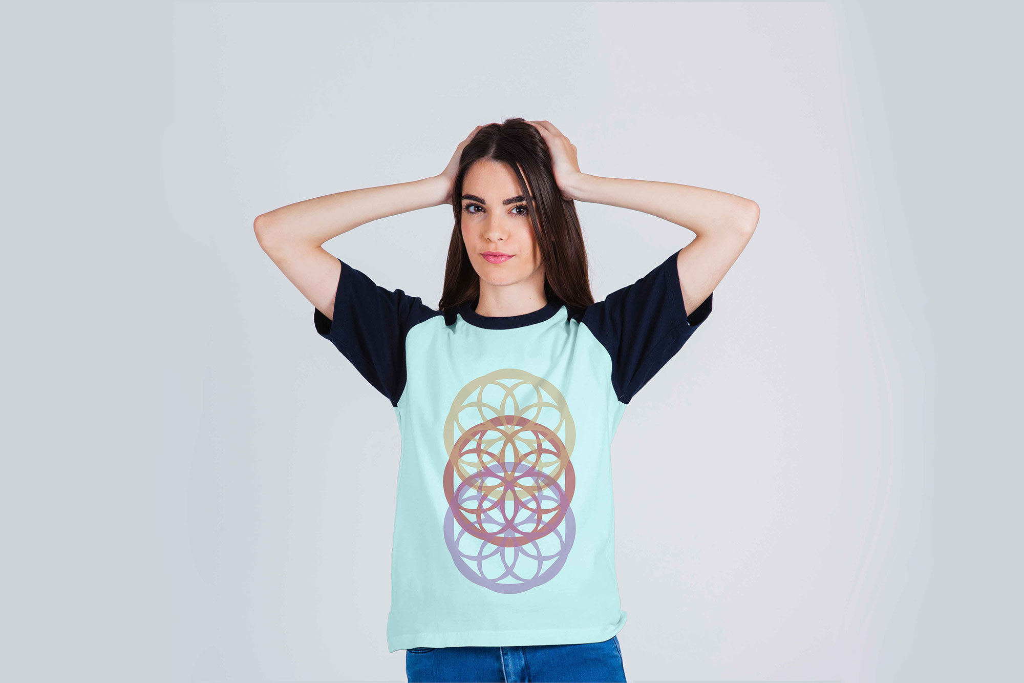 HCruet: Female Colored Art T-shirt